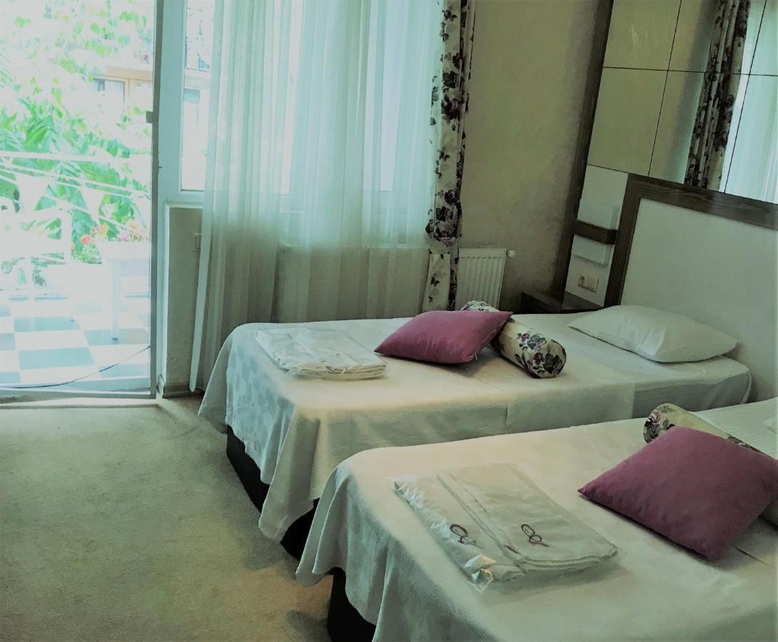 Adjara Boutique Hotel 巴统 外观 照片