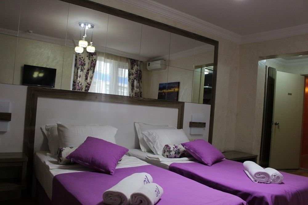 Adjara Boutique Hotel 巴统 外观 照片