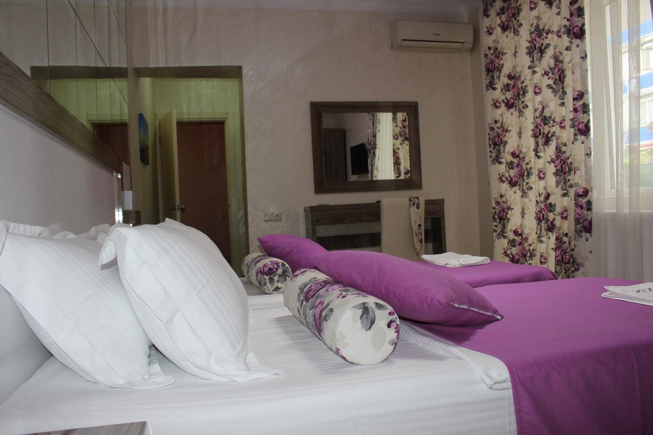Adjara Boutique Hotel 巴统 外观 照片