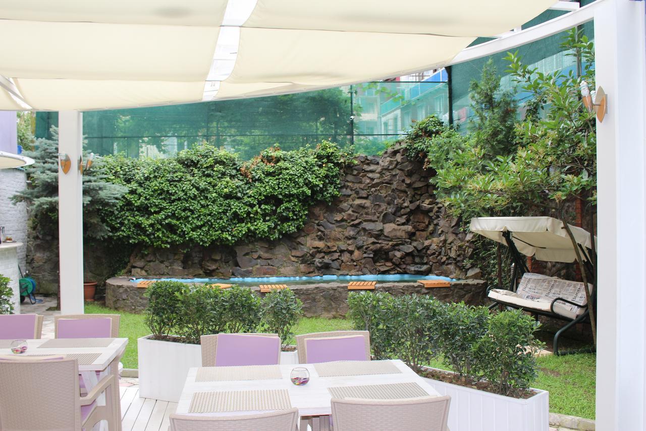 Adjara Boutique Hotel 巴统 外观 照片