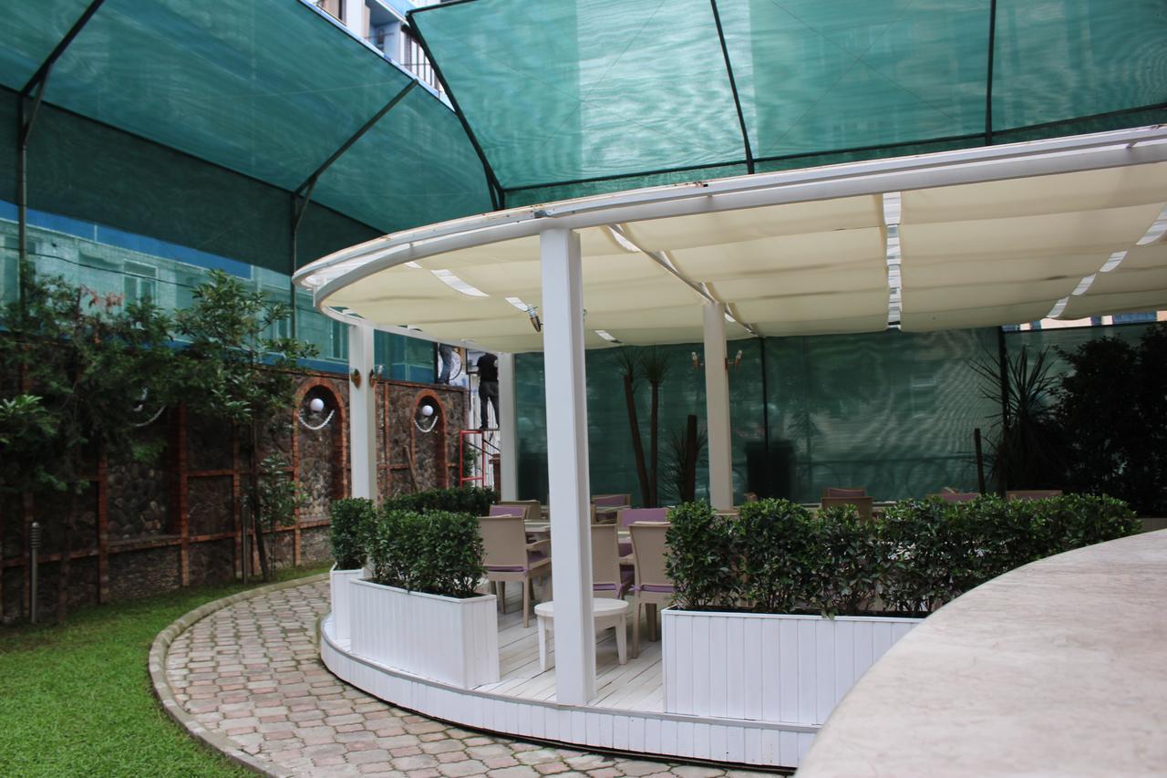 Adjara Boutique Hotel 巴统 外观 照片