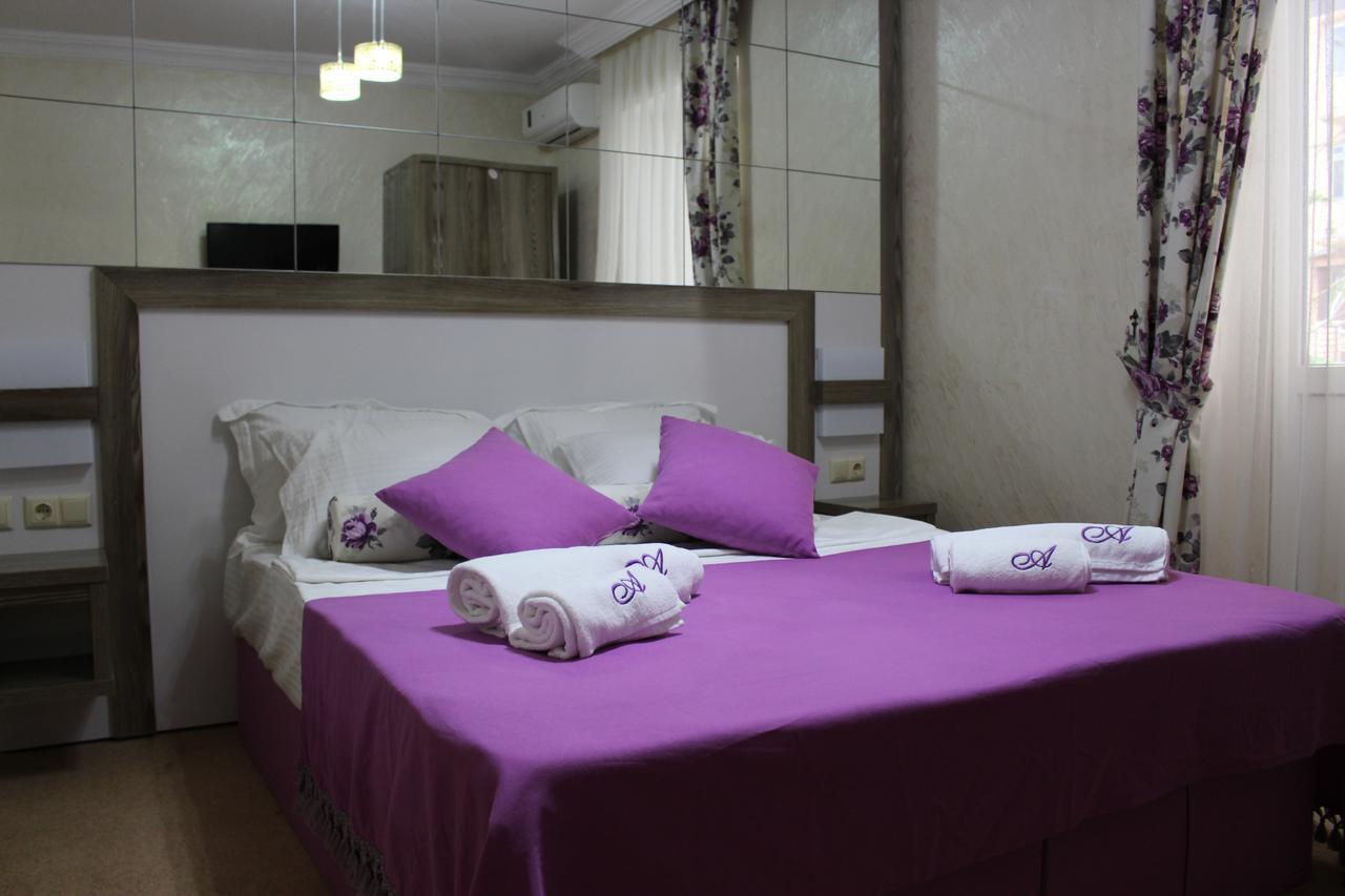 Adjara Boutique Hotel 巴统 外观 照片