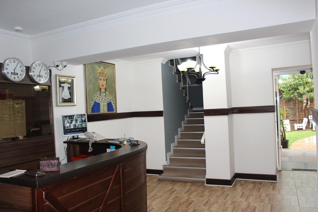 Adjara Boutique Hotel 巴统 外观 照片