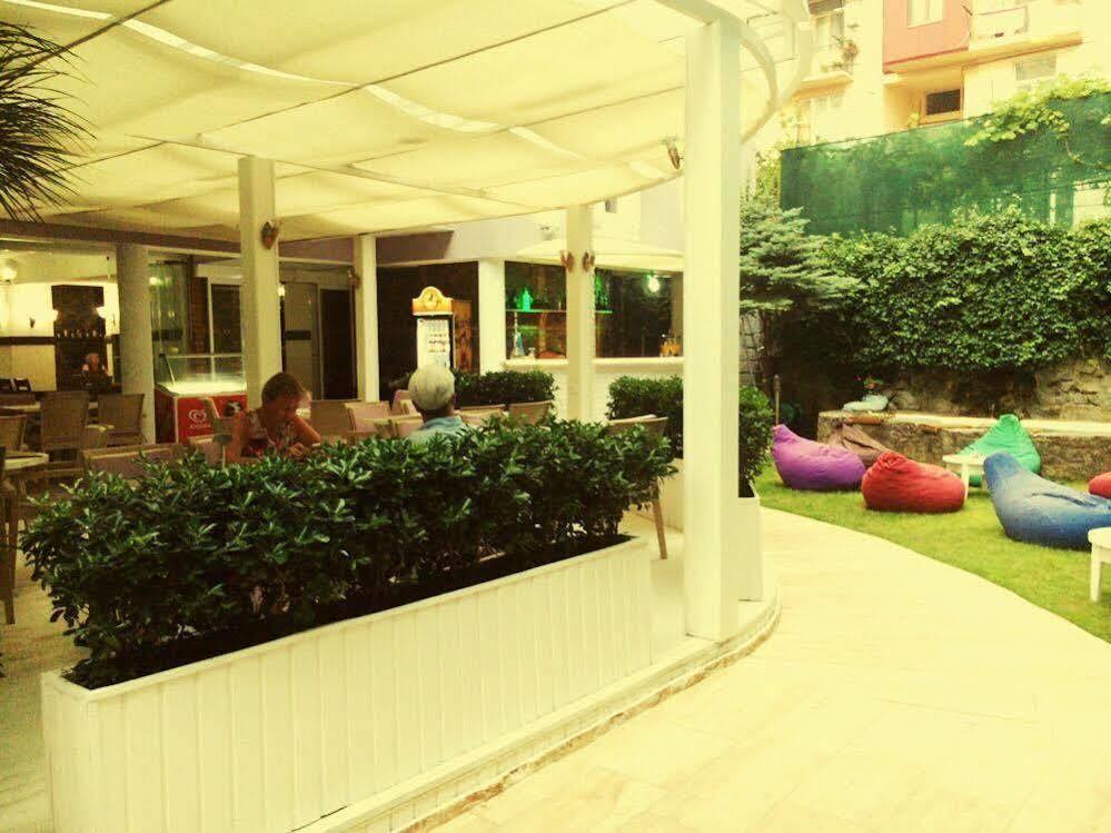 Adjara Boutique Hotel 巴统 外观 照片
