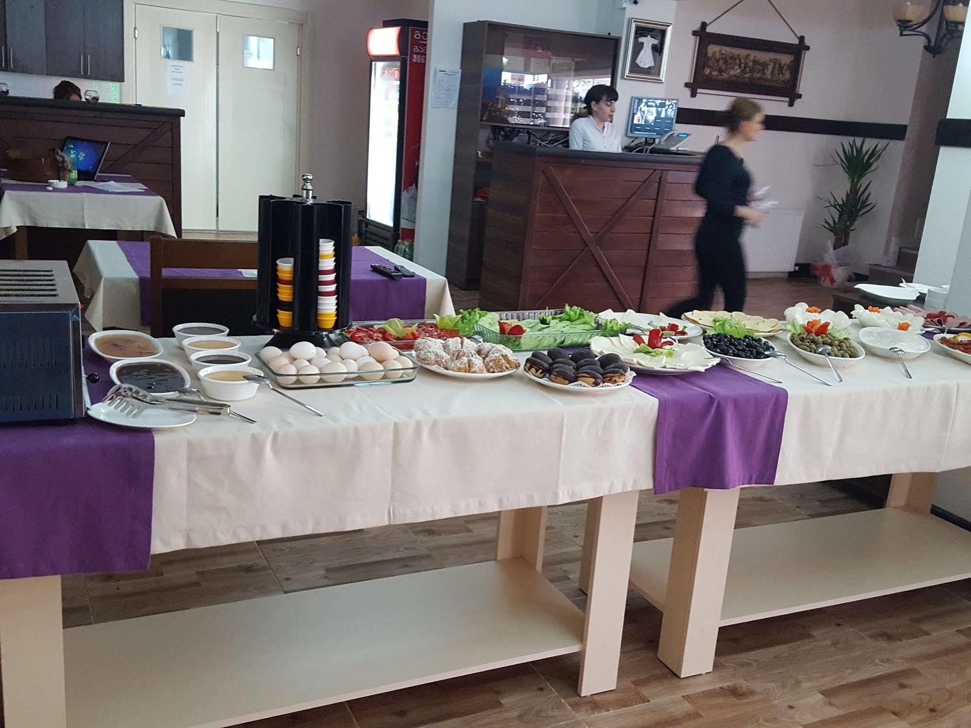 Adjara Boutique Hotel 巴统 外观 照片