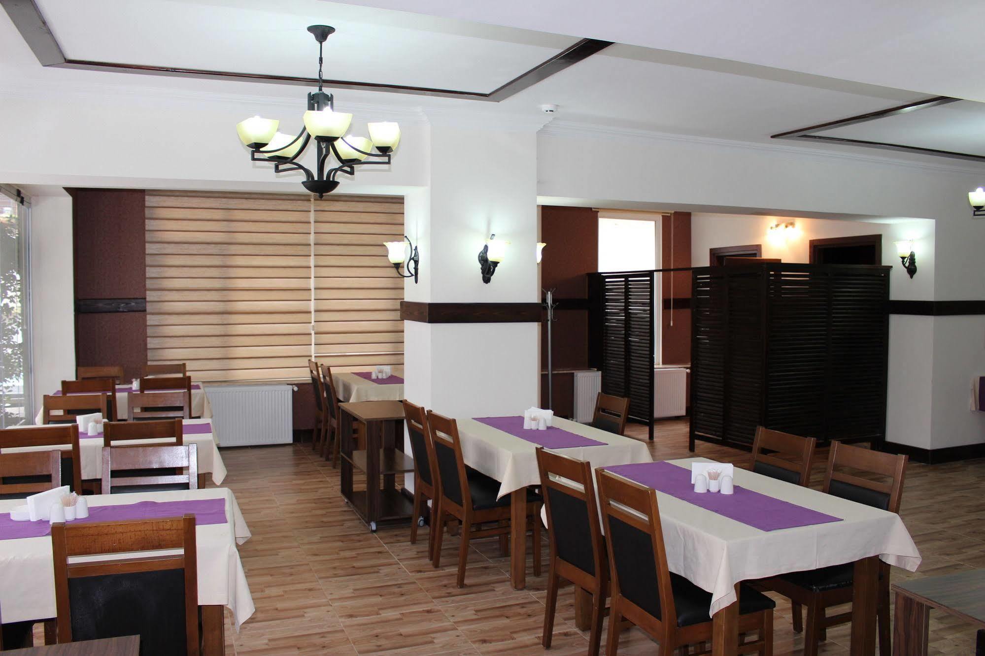 Adjara Boutique Hotel 巴统 外观 照片