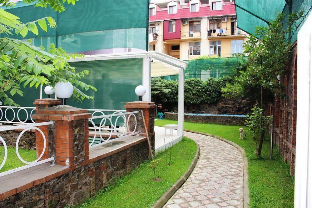 Adjara Boutique Hotel 巴统 外观 照片